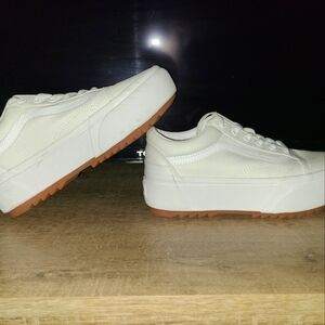 Platform vans white